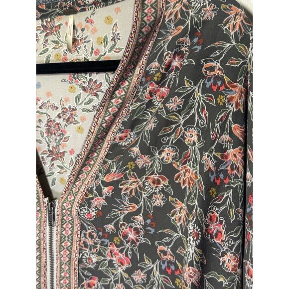 Free People Floral Blouse - Gray and Pink - Picture 7 of 13